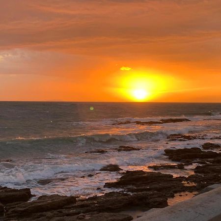 Enjoy Toscana ! Livorno Esterno foto